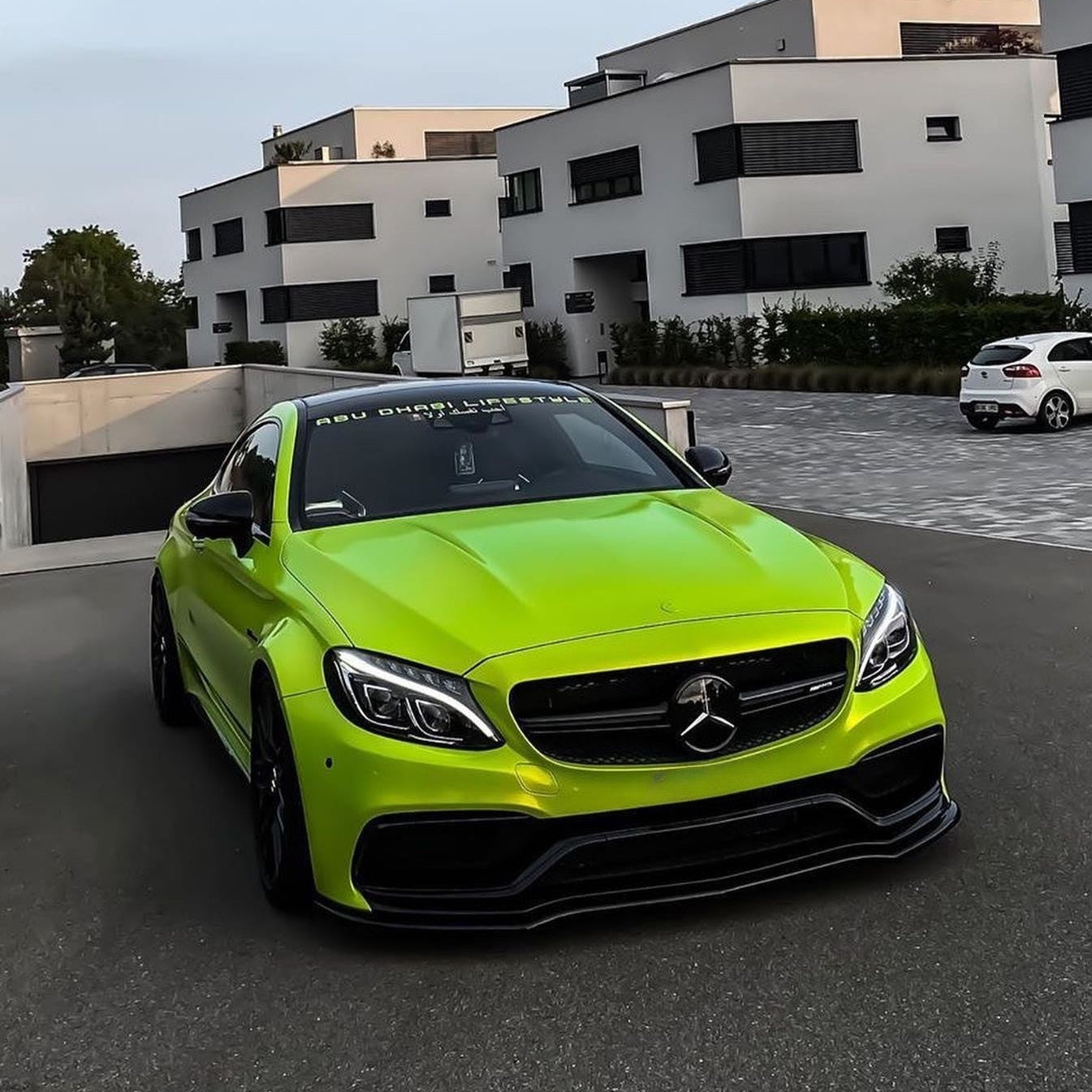 Covering Brillant Métallique Jaune Fluo - Vorren Plus
